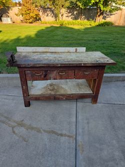 Free Work Bench