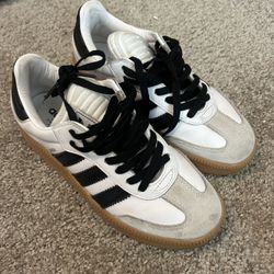 Thick Bottom Women’s Sambas 