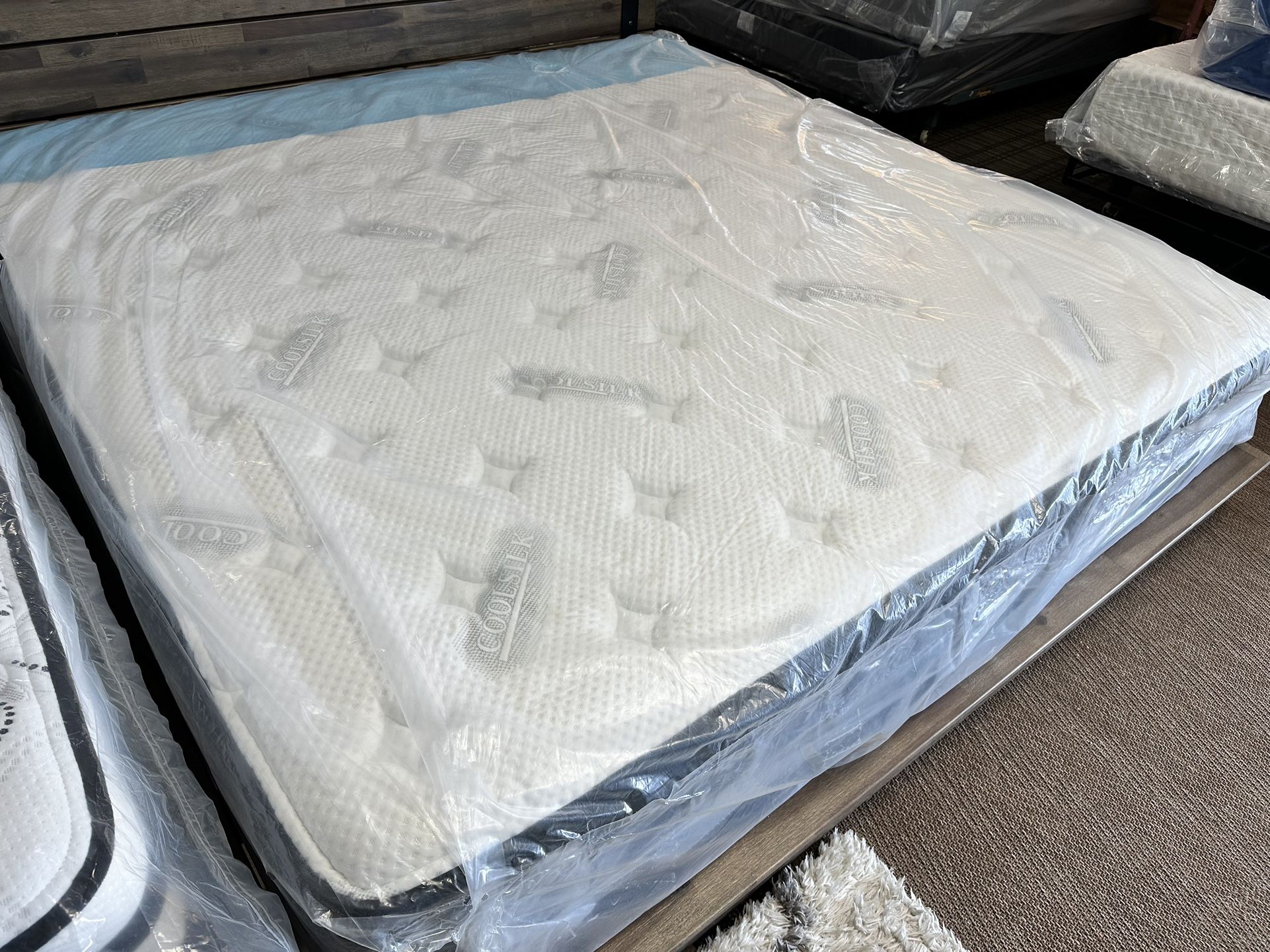 NEW 12” Promo King Hybrid Mattress