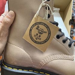 Doc Marten size 8 vegan pink metallic women’s boots