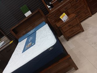 *4th Of July Now*---Alton Rustic Wood Queen/King Bedroom Sets---Starting At $699---Delivery And Easy Financing Available 