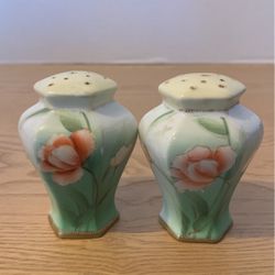 Vintage Nippon Hand Painted Lotus Gold Trim Salt And Pepper  B19