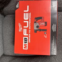 Milwaukee m18 fuel 1” sds rotary Hammer