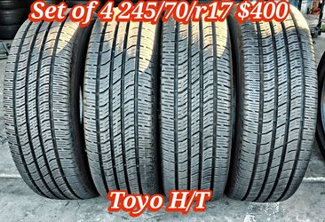 Set of 4 toyo H/T 245/70/r17 90% tread ‼️ free instalation and balance ‼️