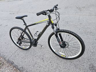 Nishiki Colorado 18 inch framesize.disc brakes