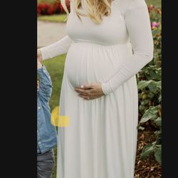  PinkBlush Ivory Fitted Maternity Maxi Dress