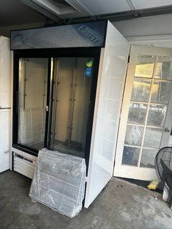 Everest refrigerator