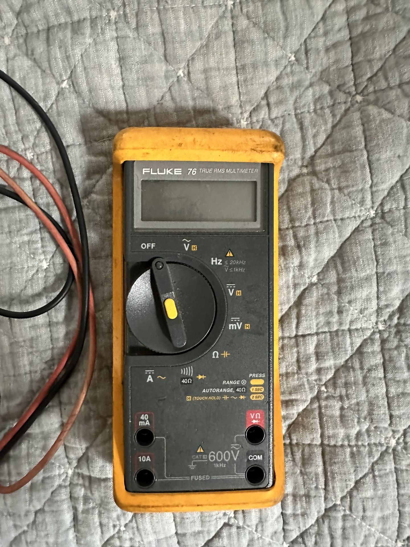 Fluke 76 True Rms Multimeter
