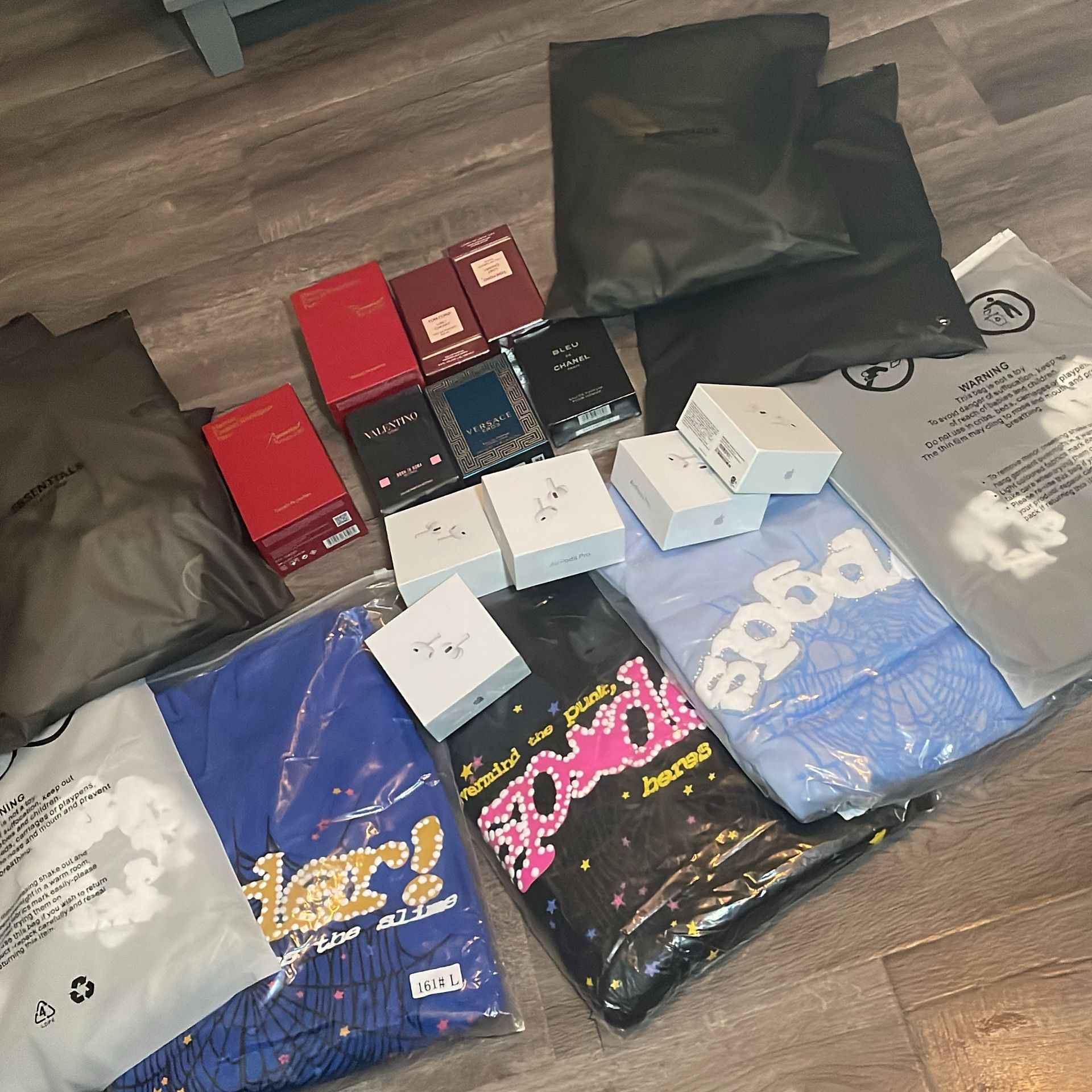 Denim Tiers Hoodie Spider Colonges And AirPods