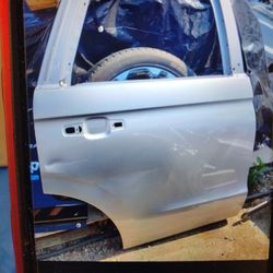 Ford Expedition Passenger Side Rear Door OEM Part