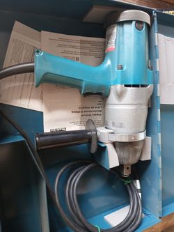 Makita 3/4" Corded Impact Wrench (Model 6906)
