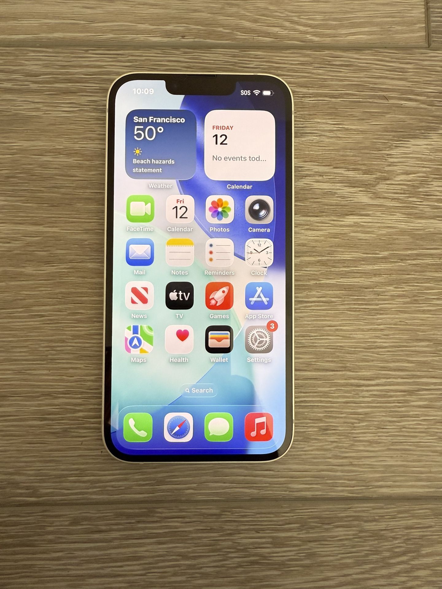 Apple iPhone 16e – 128GB – White – Unlocked