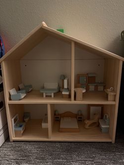 Doll house & accessories