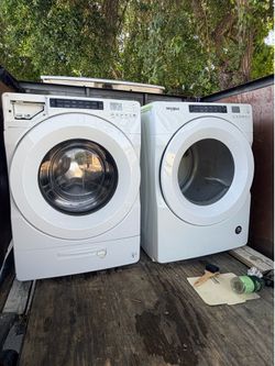 Whripool washer& dryer
