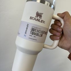 New Beige Stanley Cup 40 Oz 