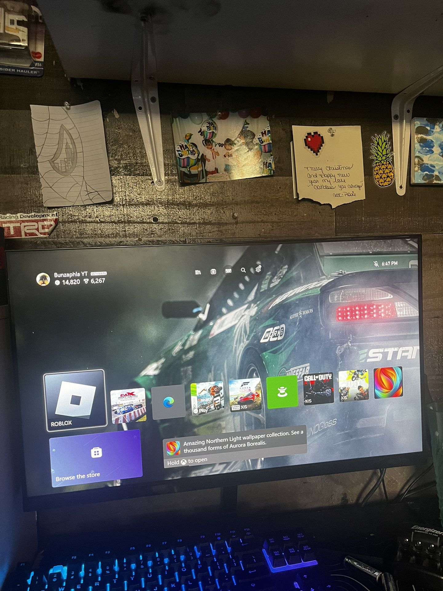 Monitor And Keyboard Comes Wit A Free Mouse Pad Will Be Open To Trades Shoot Some Offers!