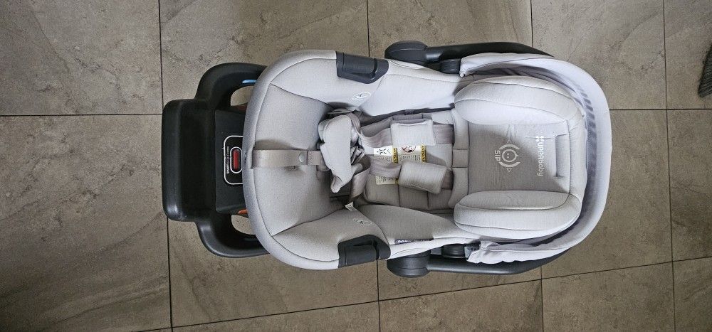 Baby Car Seat With Base And Travel Bag