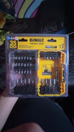 DeWalt Tough Grip 35-Piece Screwdriving Bit Set