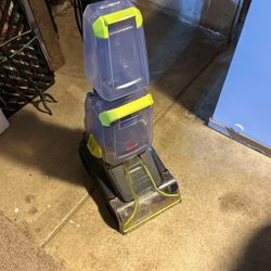 Bissell Upright Carpet Cleaner with Swivel Steering, Powerful Pet Hair Pick Up, Specialized Pet Tools, Large Capacity Dirt Tank,