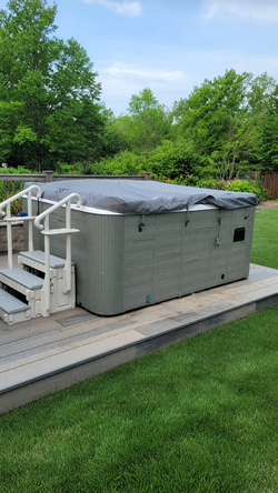 Vitaspa Aquatics X12 Swim Spa in good condition