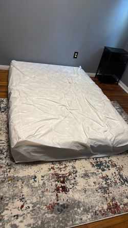 Full size mattress