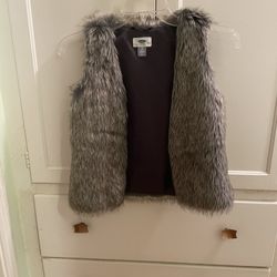 Faux Fur Gray Vest Size 8