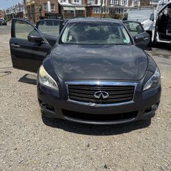 Infiniti M37x
