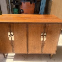 Vintage Mid-Century Modern Watertown Slide Co. Credenza & Extending Dining Table