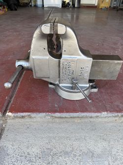 Columbian 204 1/2 vise, 4 1/2“ jaws