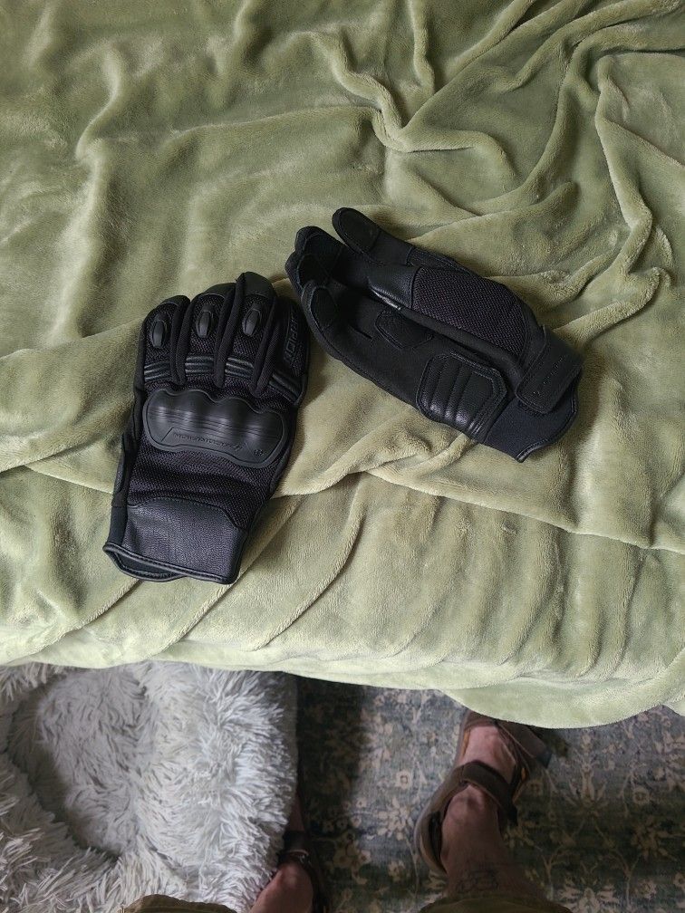 Motorcycle Gloves-Scorpion Sm.