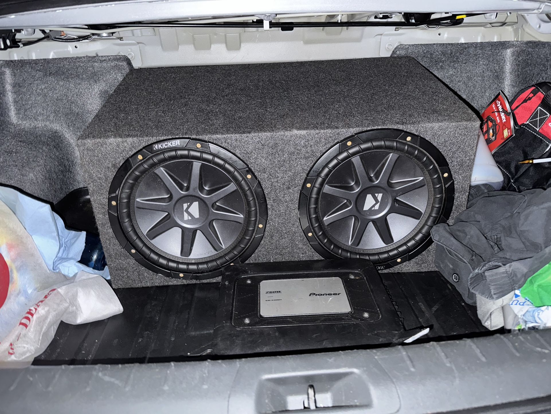 subwoofer, car amplifier