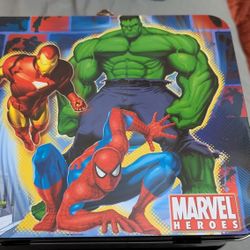 2011 Marvel  Heroes Metal Lunchbox No Thermos  MAke Offer 