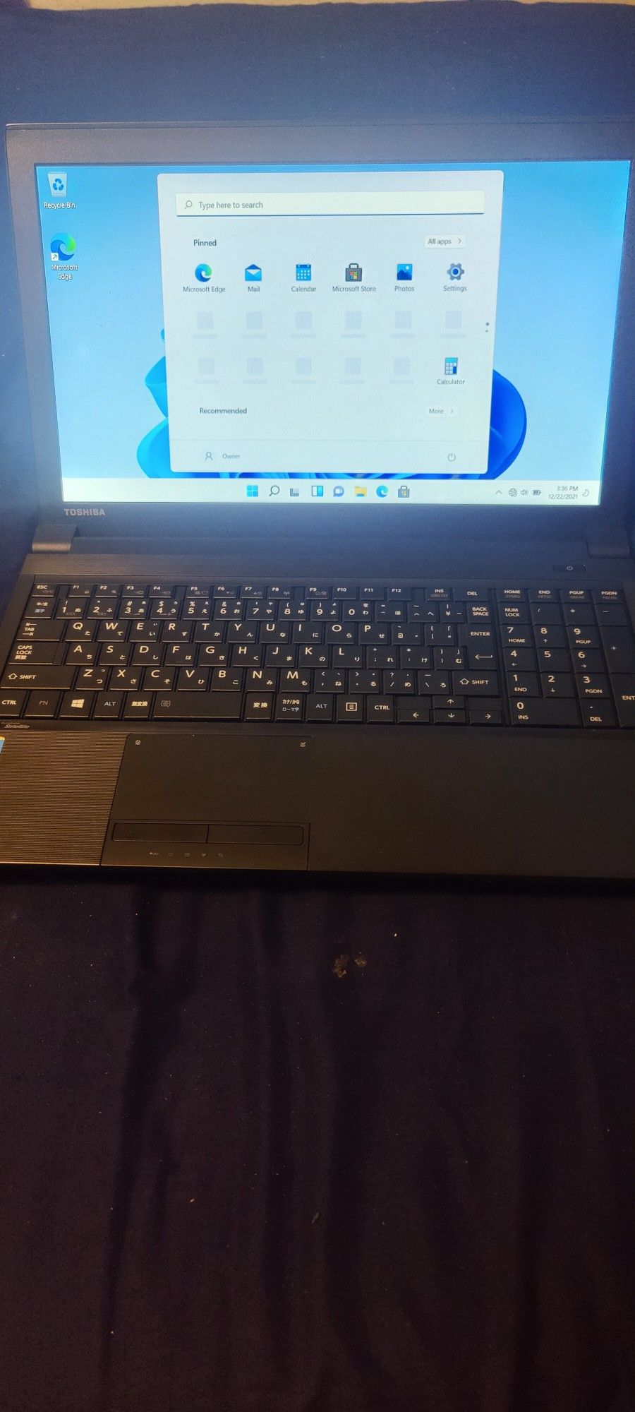 15.6"  Toshiba Dynabook Satellite Laptop