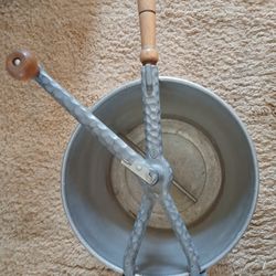 Vintage Camco Hand Crank Bread & Pizza Dough Mixer Hammered Look 
