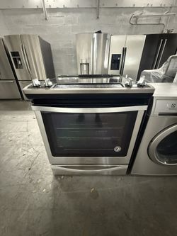 Whirlpool Slide In Stove ( Cocina ) 
