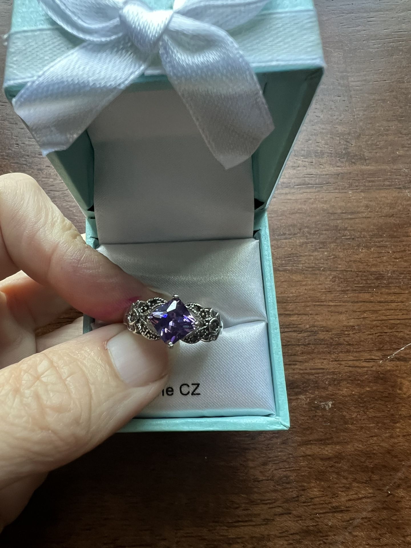 New Beautiful Ring Size 7
