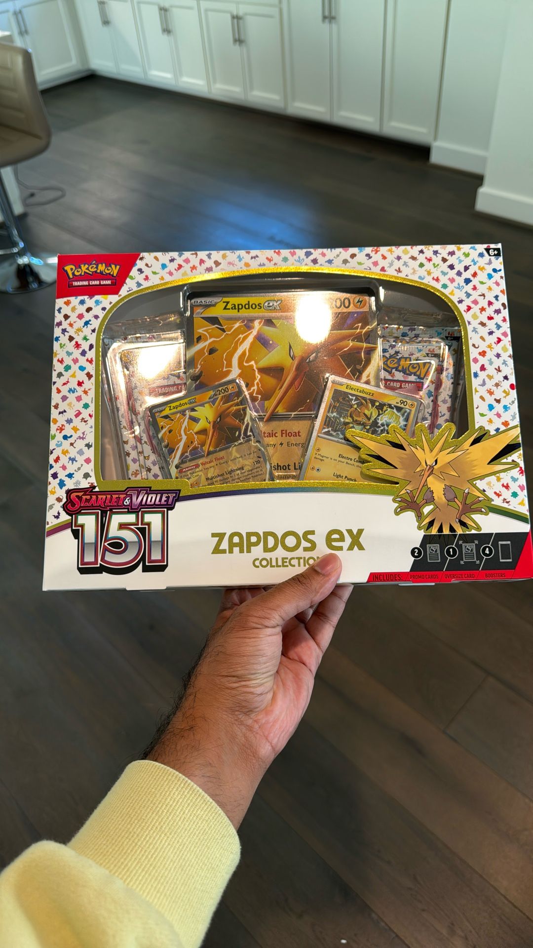 Zapdos EX 151 Box