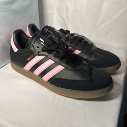 New Adidas Messi Samba Men’s Size 9.5