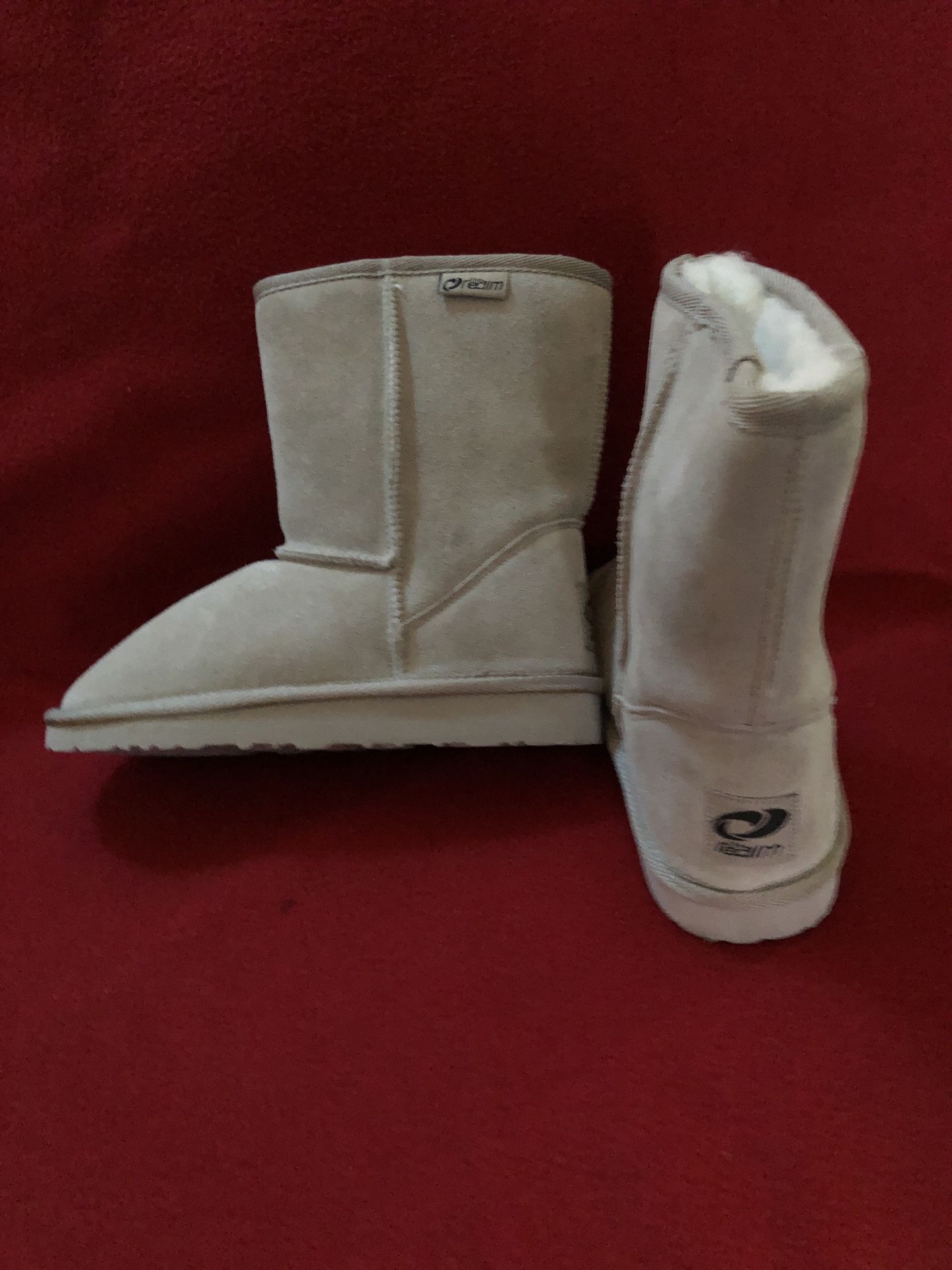 Girls boots