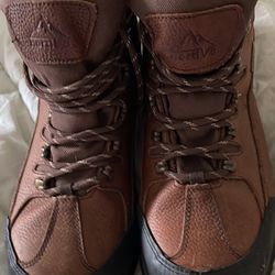 Like New Work Boots Insulated And Still Toe Size 12 For Men 