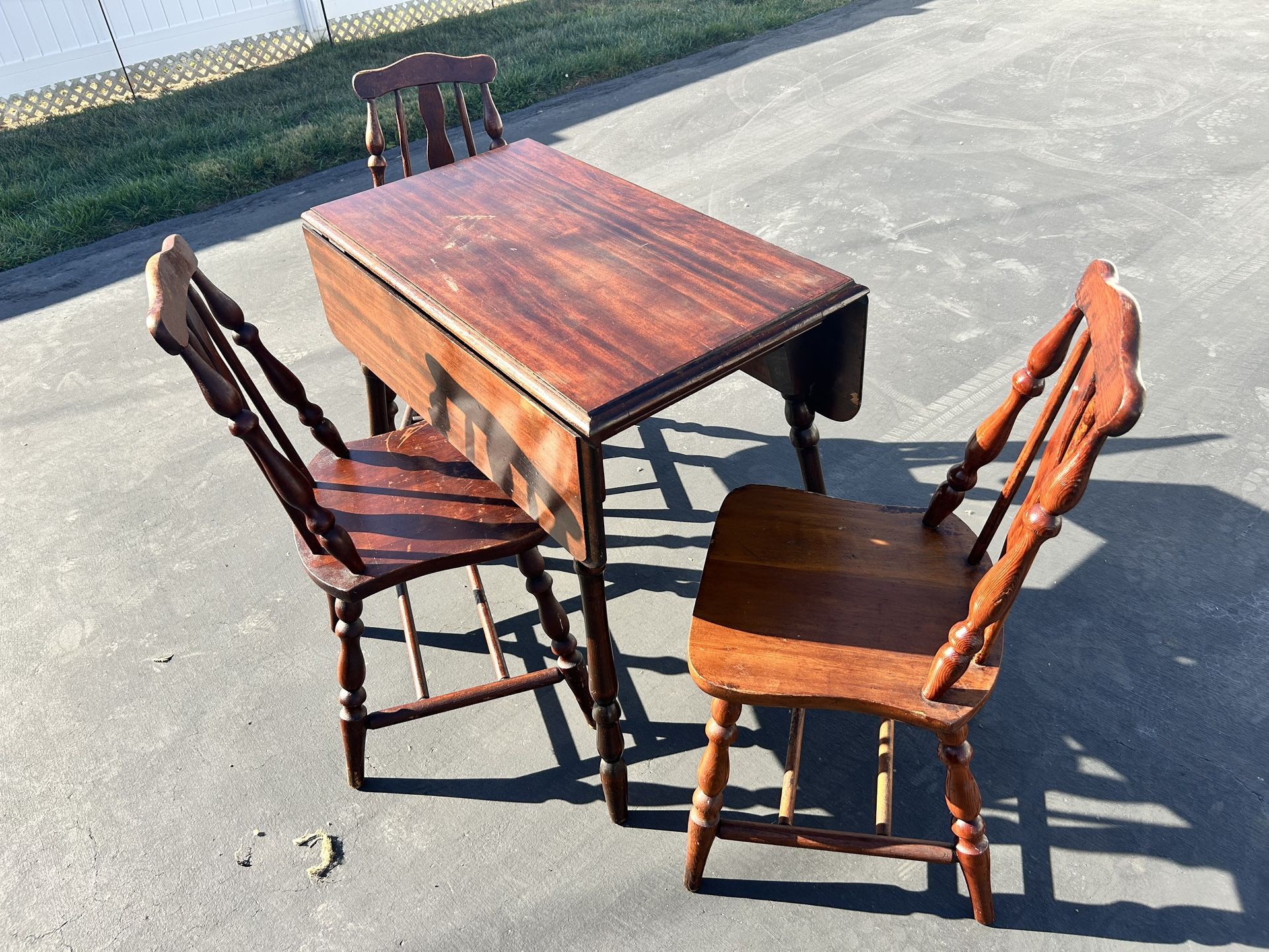 ***Antique Double Drop Leaf Table + 3 Chairs