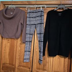 Women’s Small Clothing Lot Bundle 