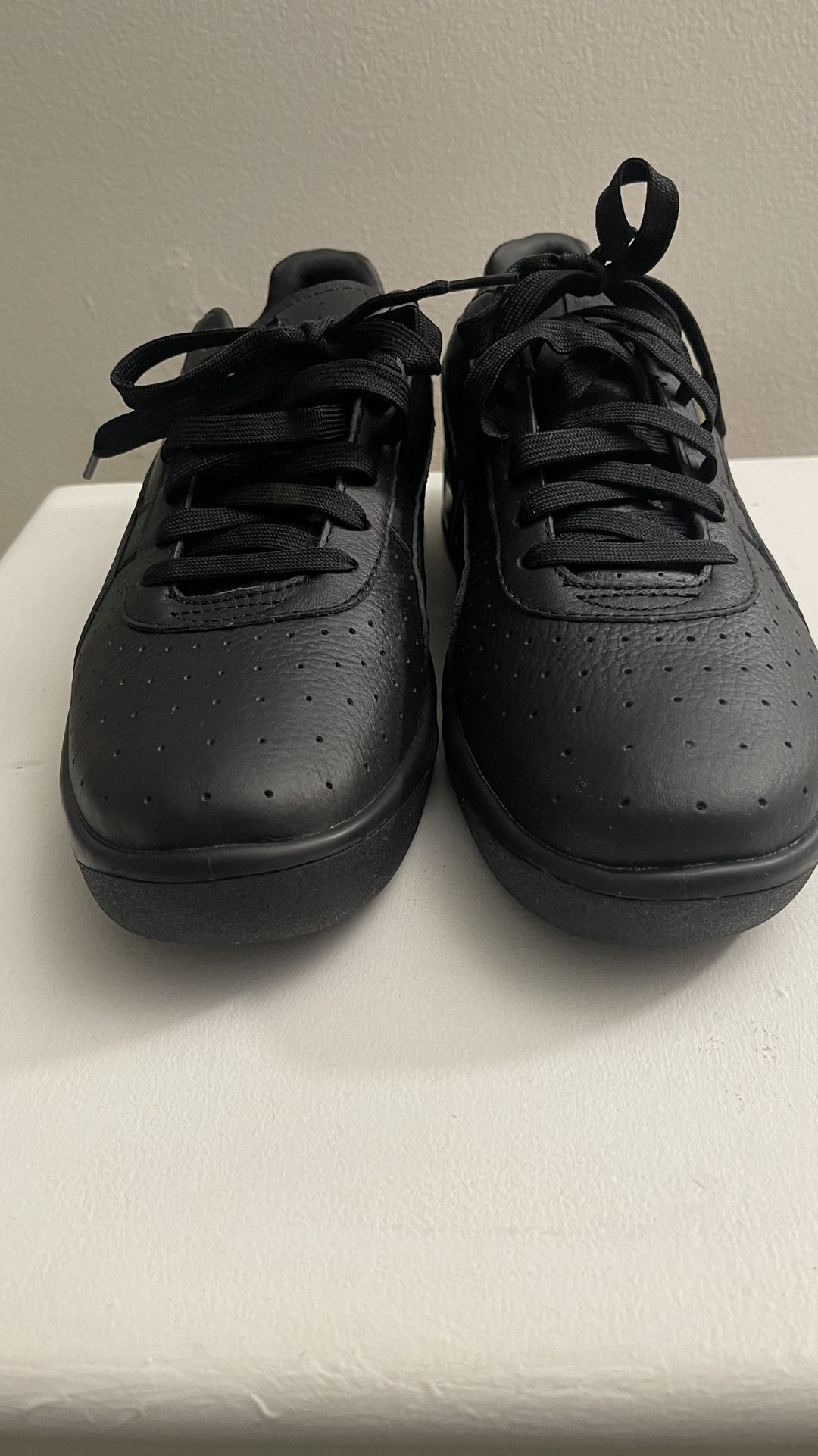 Puma Sneakers Size 1.C Kids