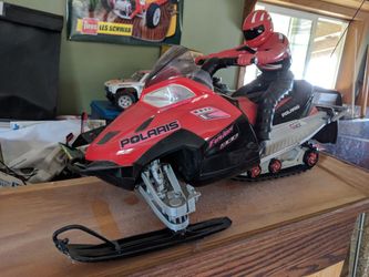 Rc snowmobile