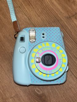 Fujifilm Instax mini 13 camera