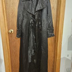 Shefoun Black Trench Coat - Size 40