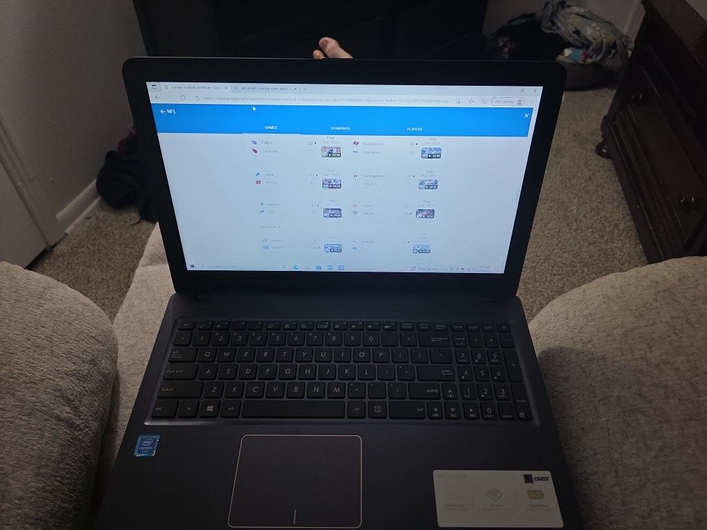ASUS Laptop Computer