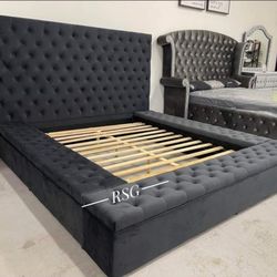 Round Or Rectangular Shaped Storage Bed Frame 🪟 Queen Size Bedroom Furniture, King Size Bedroom Furniture 