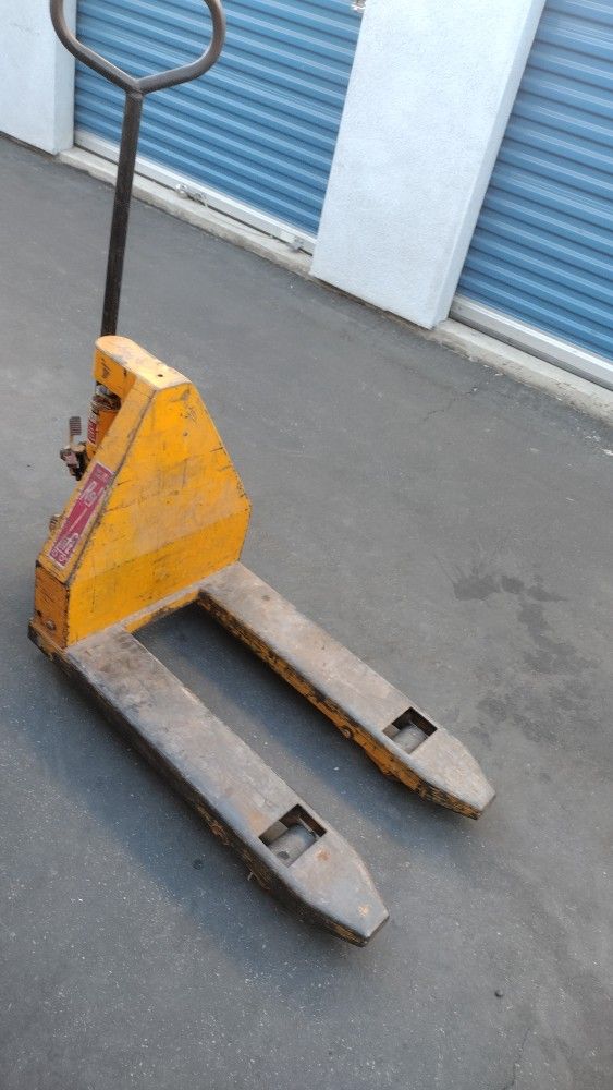 Palet Jack Mediano