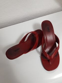 Women's red heels size 7. Used in fair condition